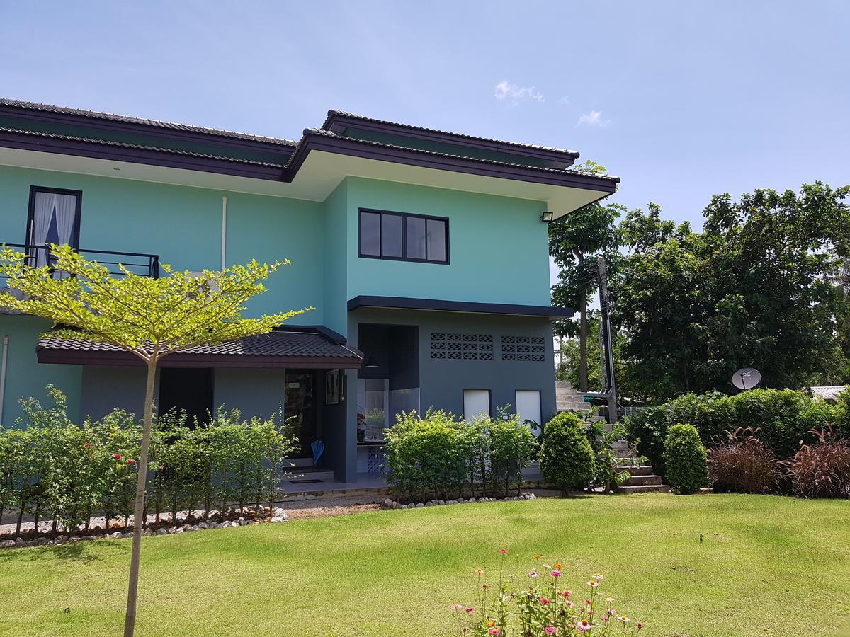Nicasio Hotel Chumphon Exterior foto